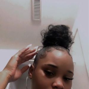 Meet your Posher, Kaliah